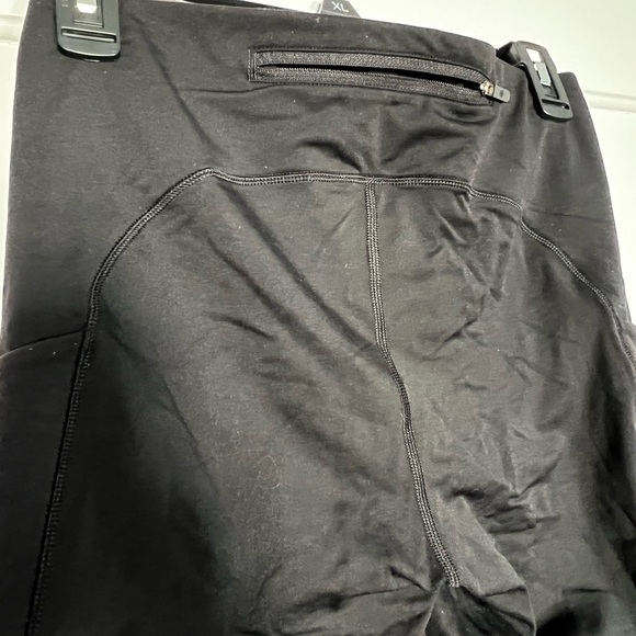 Black lululemon leggings - Picture 6 of 6